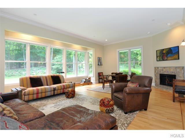 91 Beechdale Rd - Photo 3 of 30