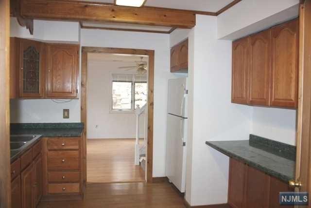 128 Skyline Lake Dr - Photo 3 of 21