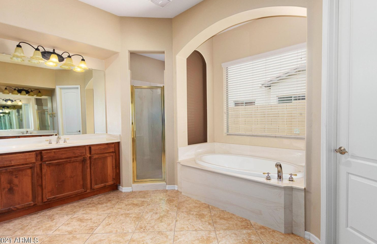 696 West Mesquite Lane - Photo 3 of 12