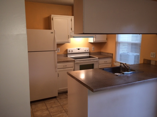 3691 Windmill Dr - Photo 2 of 13