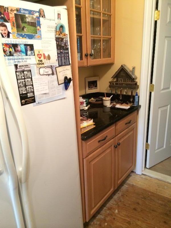 8 Oak St - Photo 3 of 16