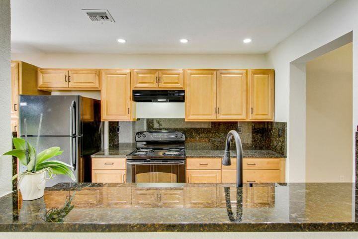 5298 Sapphire Vly - Photo 2 of 8