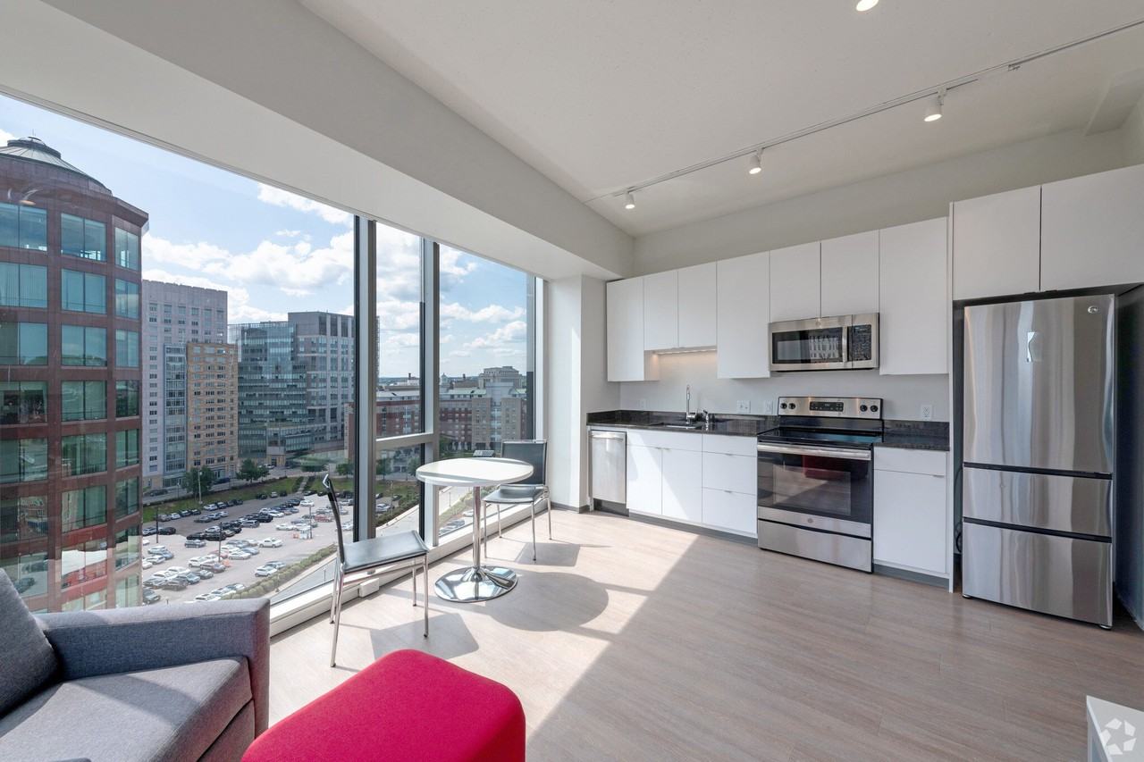 FOUND Study College Hill - Photo 5 of 15