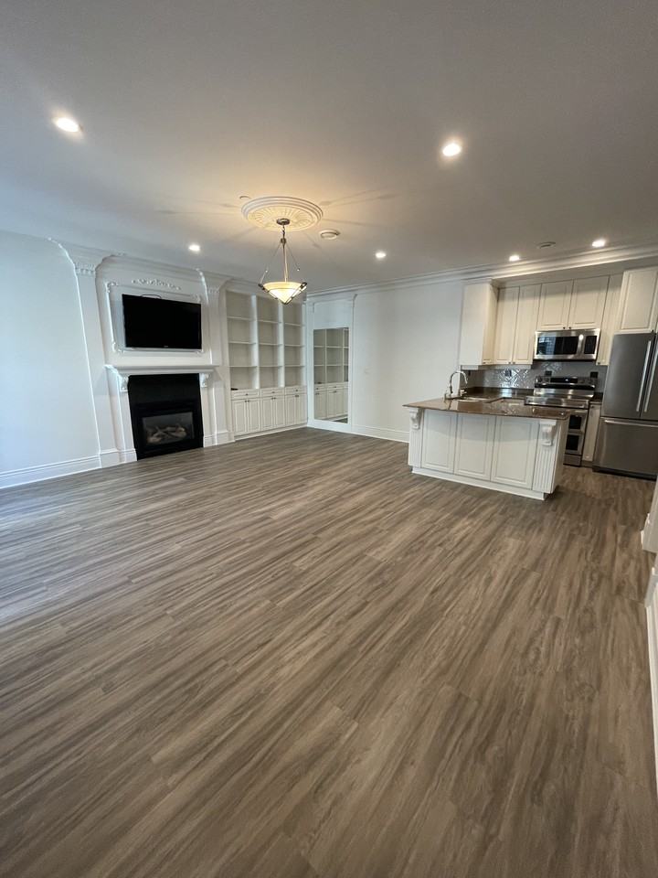 Granville St & W 33rd Ave