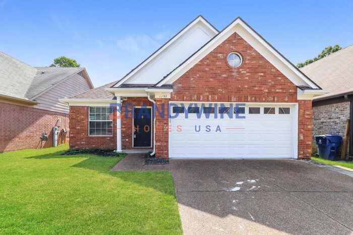 1130 Cross Wood Ln - Photo 2 of 20