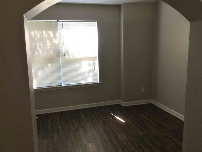 7072 Shenandoah Trl - Photo 2 of 10