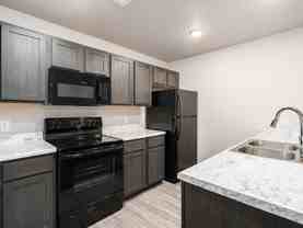 1603 W Walnut St - Photo 1 of 1