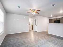 featured image of 1603 W Walnut St