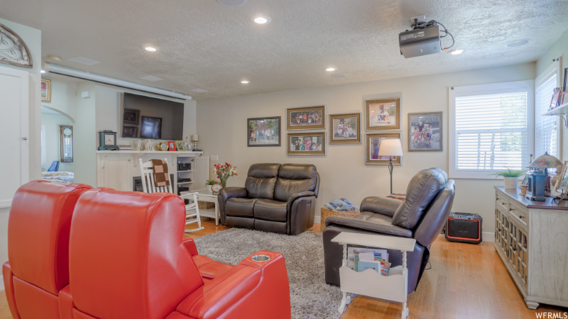 1003 Wsouth - Photo 5 of 12