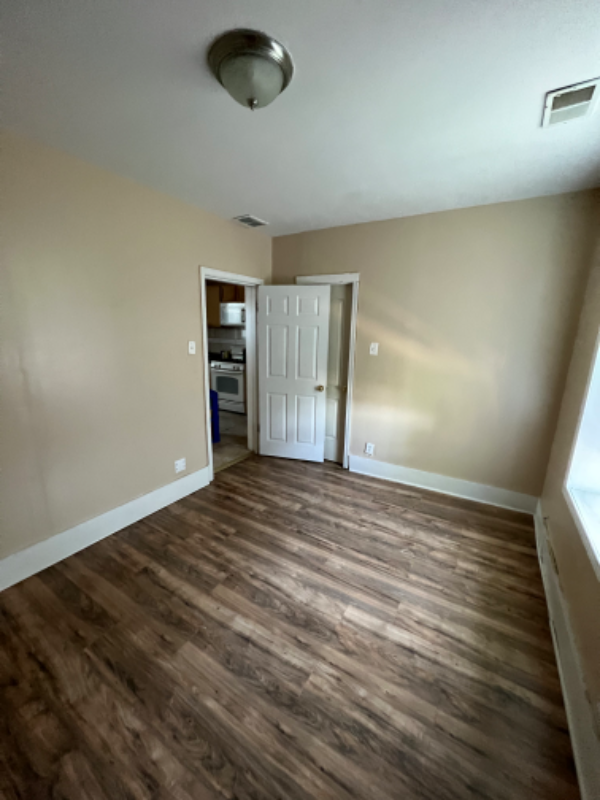 5625 S Princeton Ave #3 - Photo 3 of 27