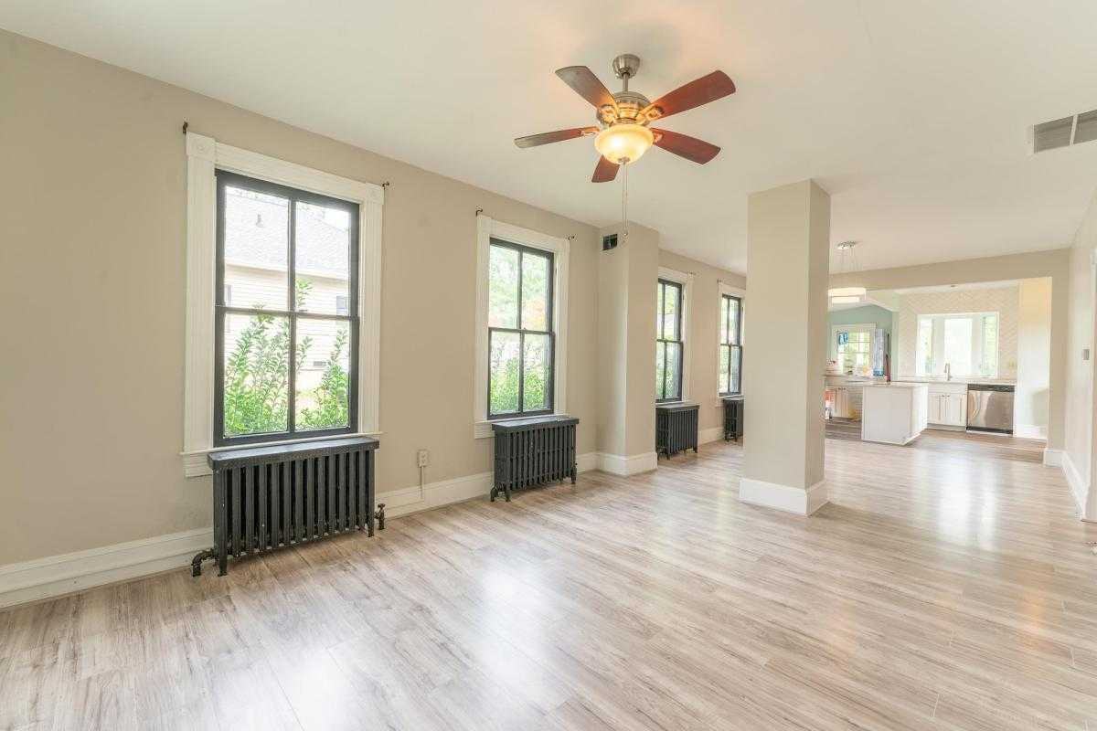 45 Mattingly Ave - Photo 3 of 14