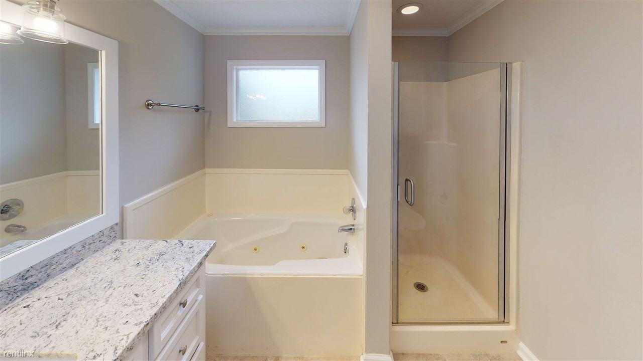 332 White Oak Dr - Photo 3 of 13