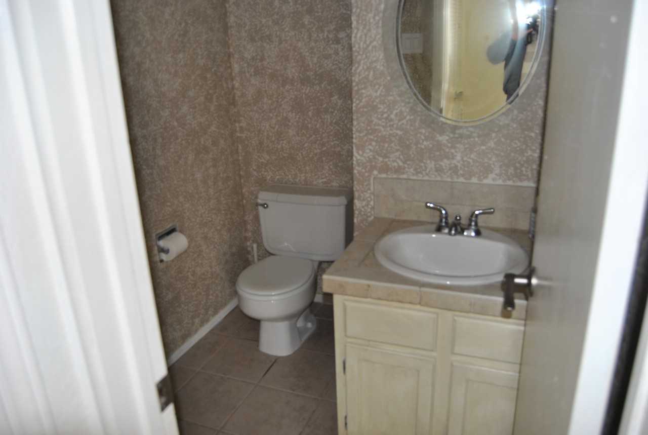 5504 Oakbriar Cir #1 - Photo 6 of 18