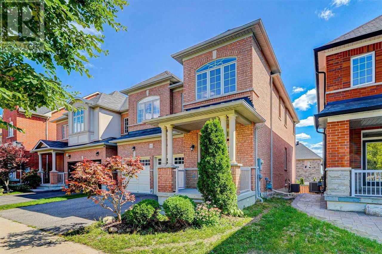 81 Estrella Crescent - Photo 2 of 31