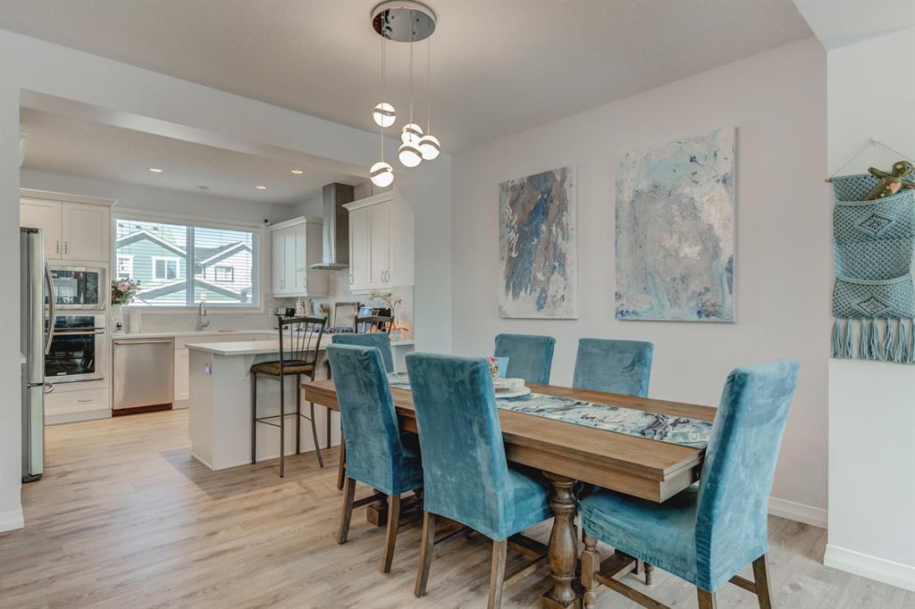 13 Masters Street Southeast - Photo 3 of 9