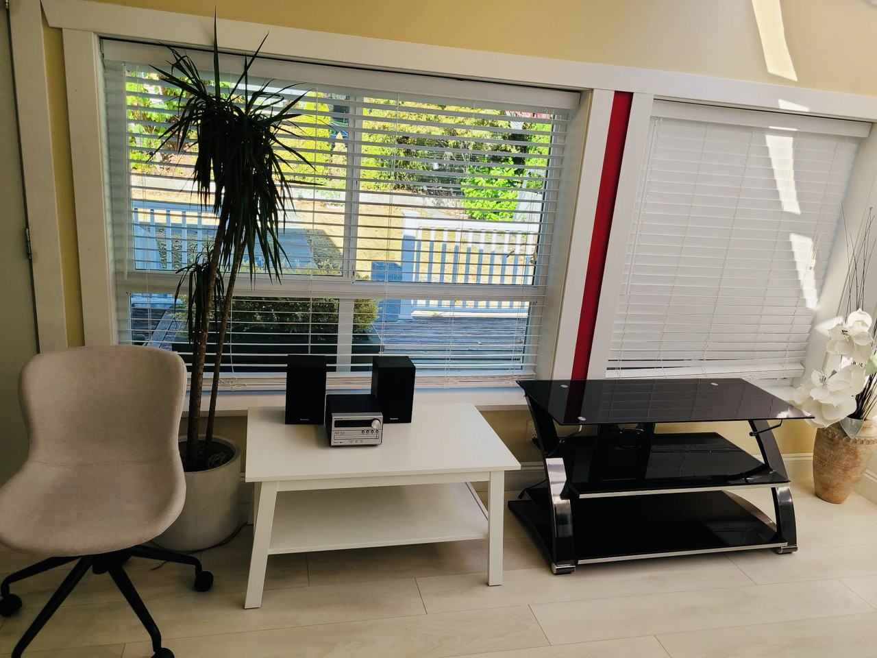 3420 Delbrook Avenue - Photo 2 of 3