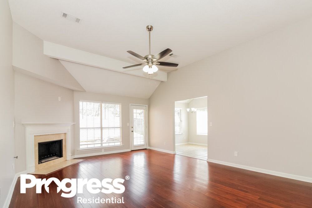 5358 Milton Ridge Dr - Photo 3 of 16