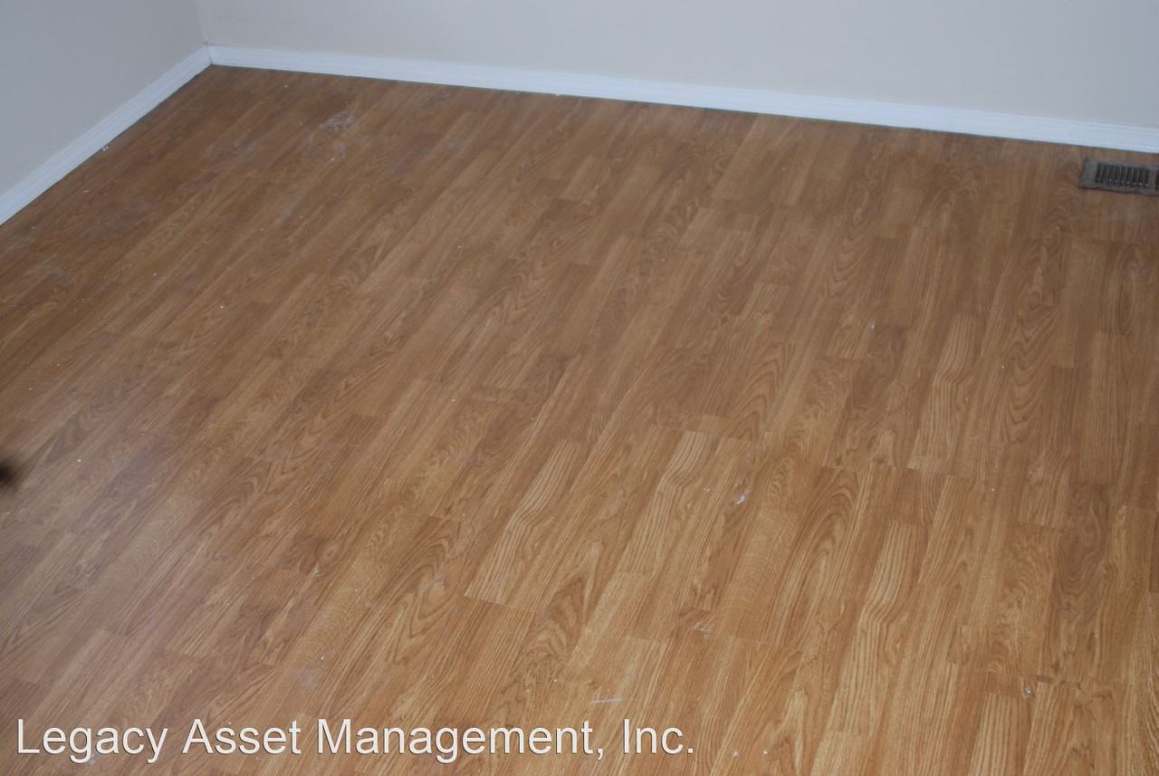 938-940 N Oakland Avenue - Photo 2 of 22