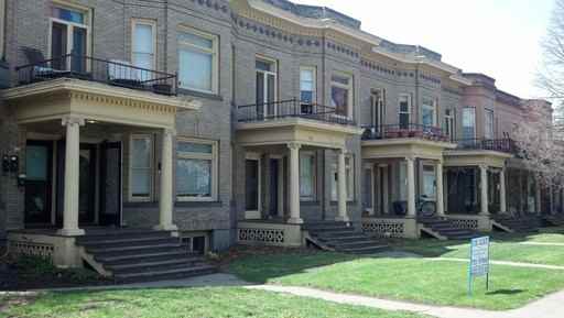 321 S 4th St W - Photo 2 of 11