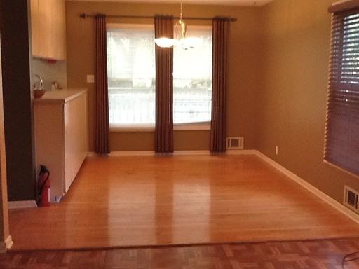 2122 E 70th St - Photo 3 of 25