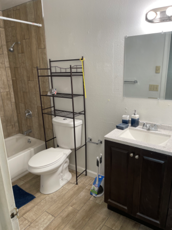 1706 N Hayes Ave #4 - Photo 4 of 6