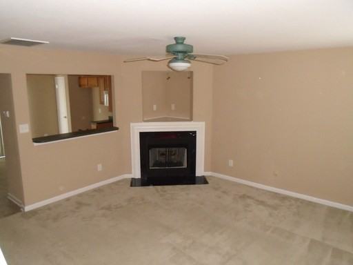 2727 Oasis Ln - Photo 2 of 12