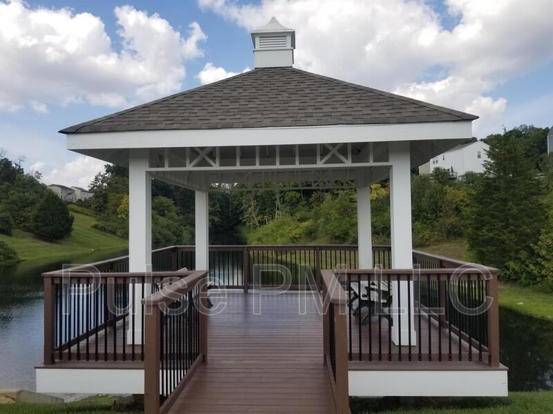 1389 Meadow Run Ln - Photo 4 of 39