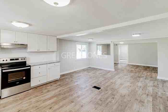 3617 Oakwood Dr - Photo 3 of 22