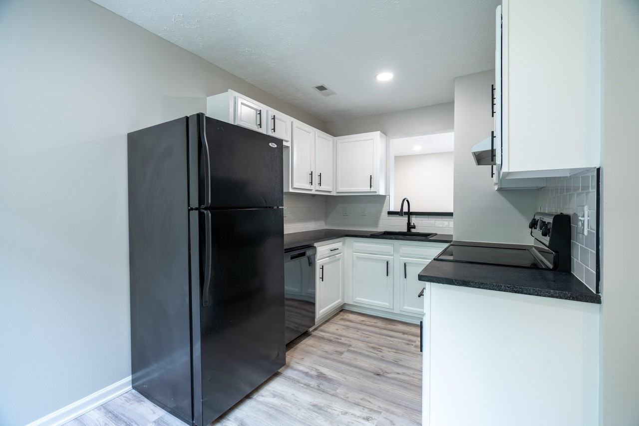 1364 South Talbott Street #1364 - Photo 2 of 16