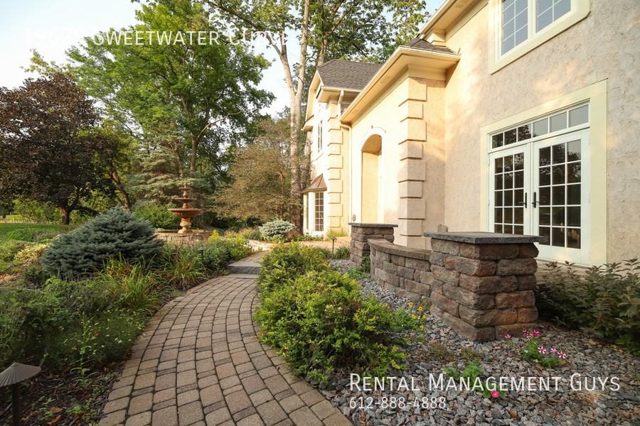 19625 Sweetwater Curv - Photo 3 of 50