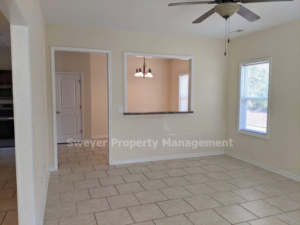 4603 Capri Dr - Photo 3 of 19
