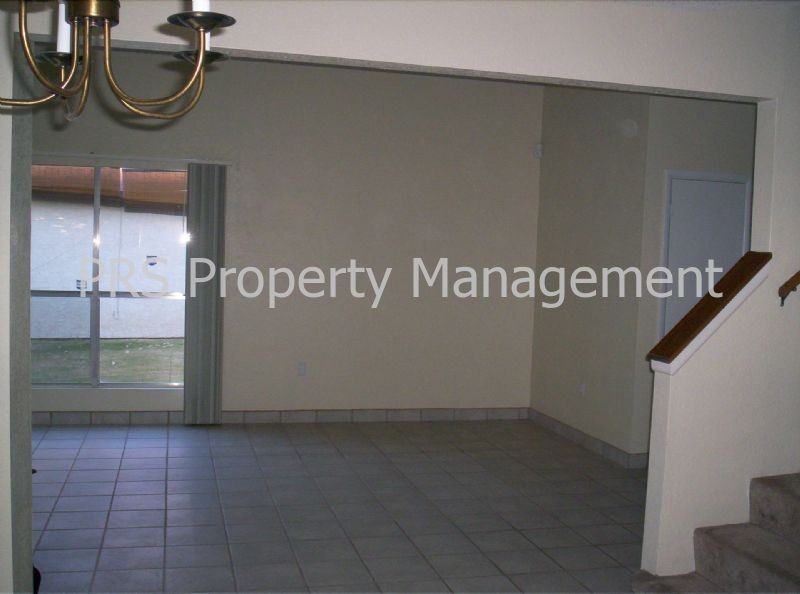 1524 N Apache Dr - Photo 2 of 4