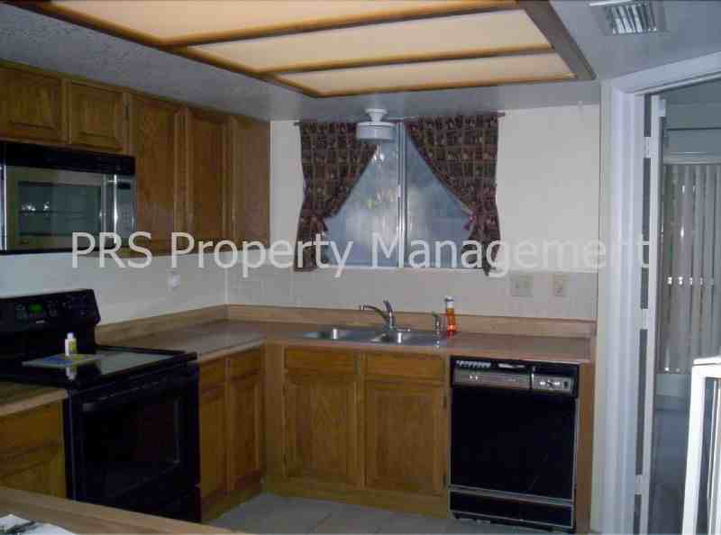 1524 N Apache Dr - Photo 3 of 4
