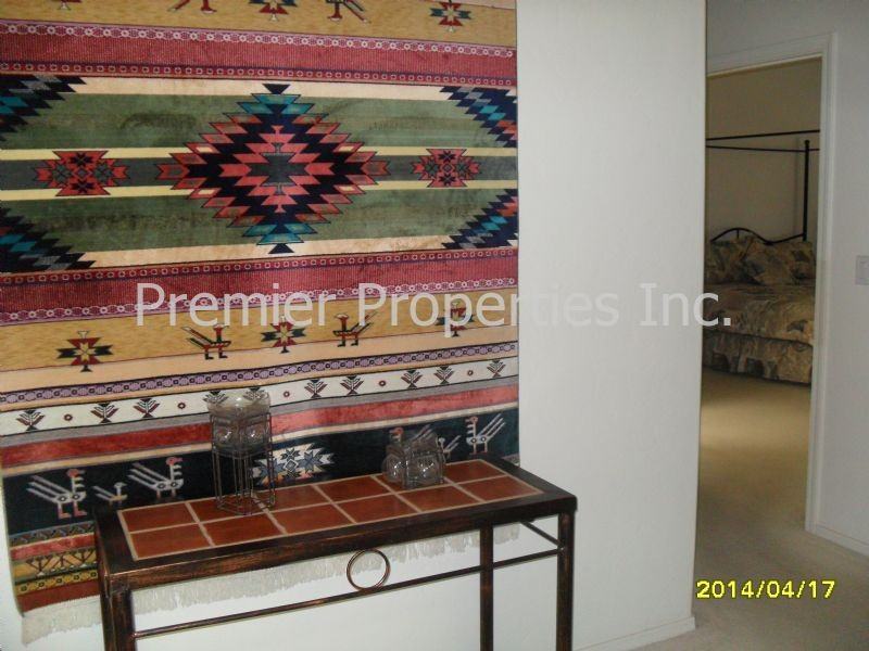 688 W Waterview Dr - Photo 3 of 23