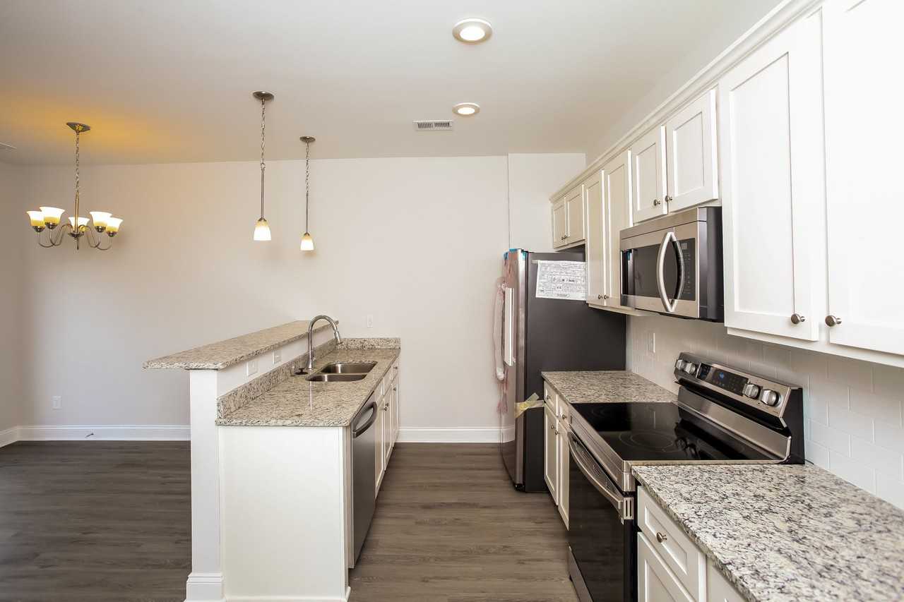 204 Satin Walnut Way - Photo 7 of 16