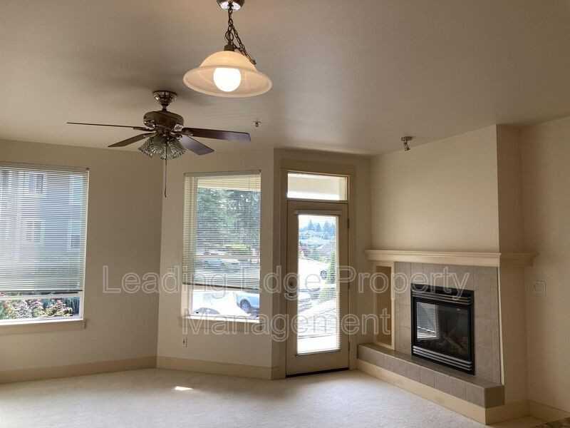 1416 Lindsay Loop #1 - Photo 2 of 12