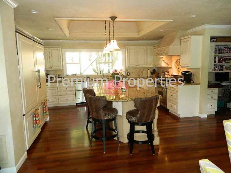 2063 Casa Nuestra - Photo 3 of 38