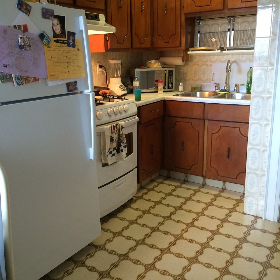 184 Livingstone Ave #MAIN - Photo 2 of 10