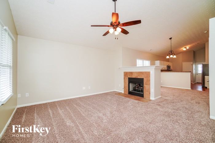 6016 Pennington Creek Dr - Photo 3 of 15