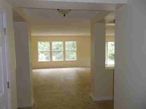 96054 Waterway Ct - Photo 2 of 13