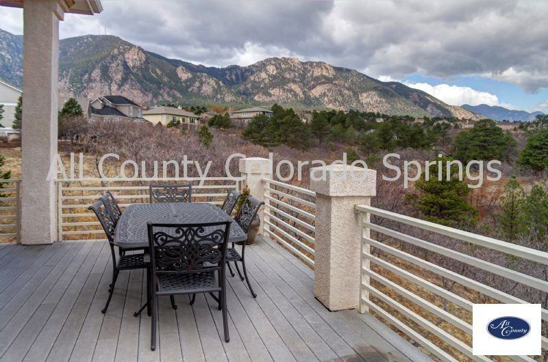 4890 Broadmoor Bluffs Dr - Photo 2 of 9