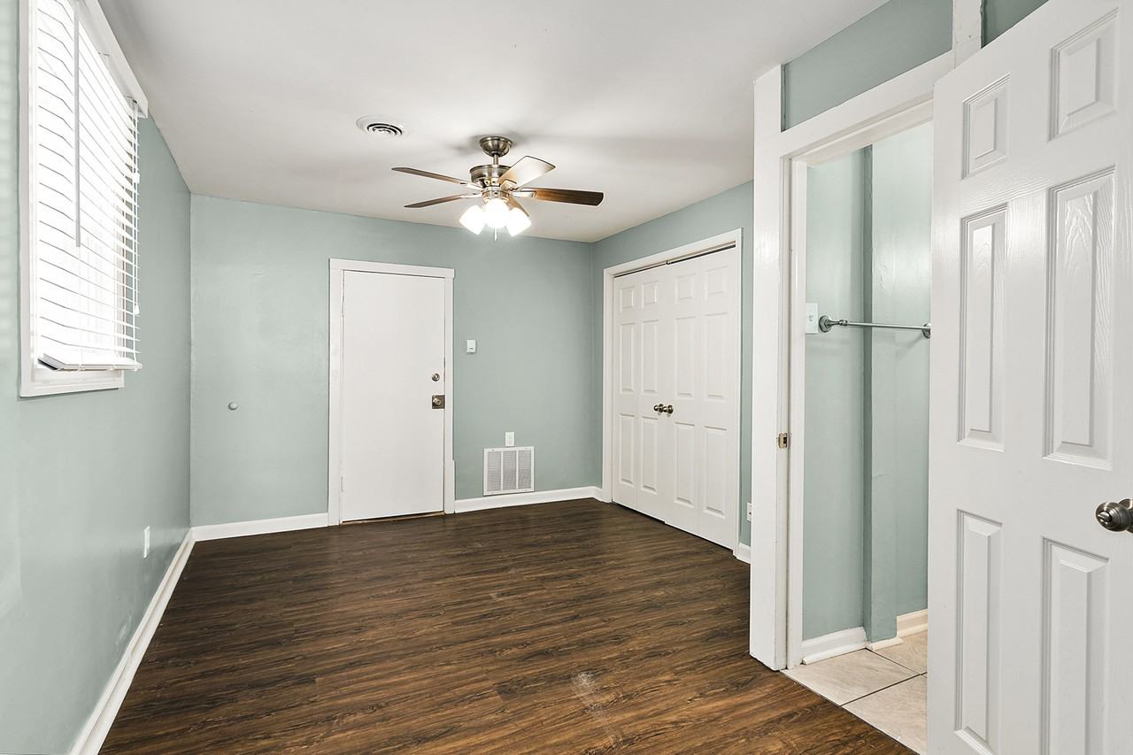 4158 Oak St #4158 - Photo 7 of 24