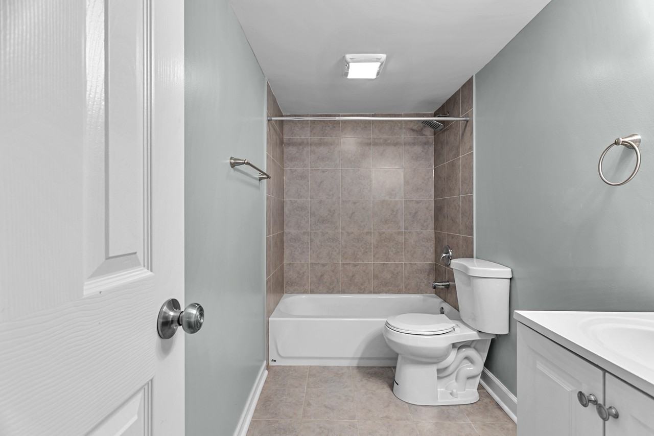 4833 Nw Homestead Ter #4833 - Photo 5 of 26