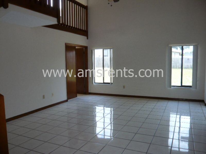 3149 Lambath Rd - Photo 2 of 7