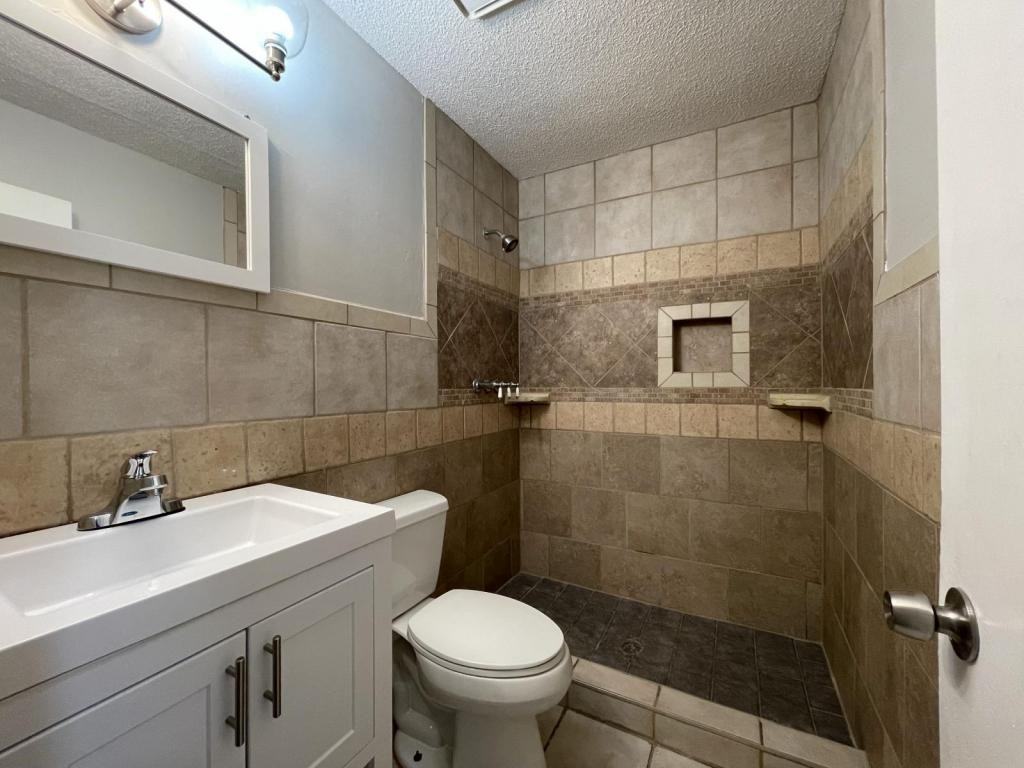 3754 Lamar Way - Photo 7 of 11