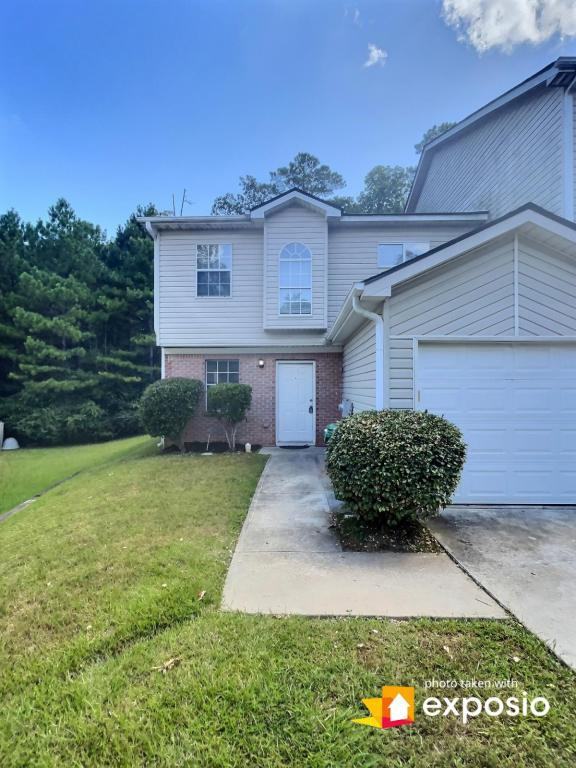 3802 Soapstone Rd - Photo 2 of 16