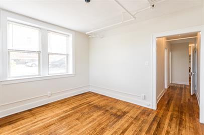 605 Hazelwood - Photo 2 of 26