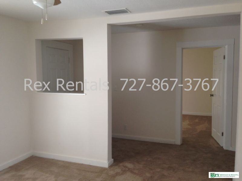 1911 Melrose Ave S - Photo 3 of 8