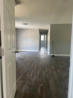 215 Kirby Dr - Photo 5 of 10