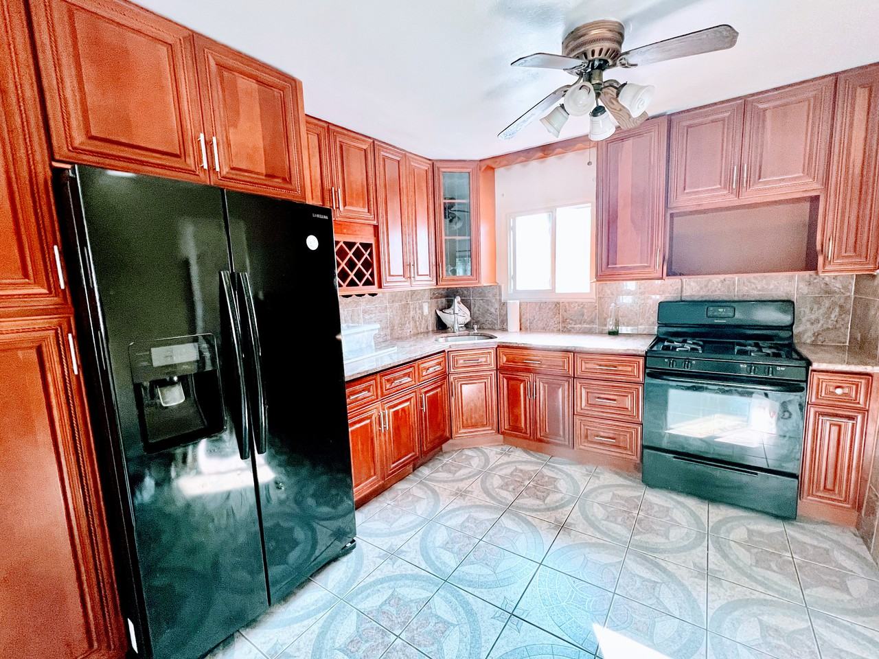 245 245 15 149th Ave #2 - Photo 3 of 9